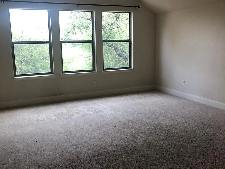 5042 Segovia Way — Photo 26