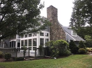 7198 Skytop Meadow Dr, Canadensis, PA 18325