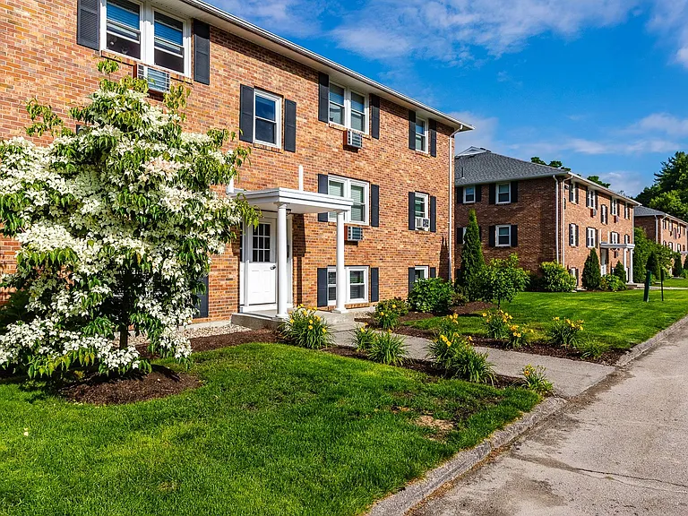 Princeton Dover Apartments — Photo 1