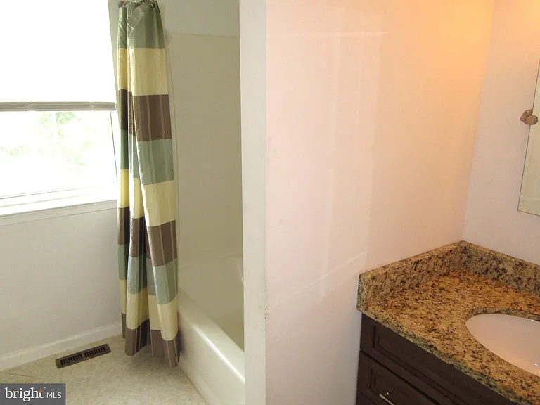 20 Doolin Bay Dr — Photo 25