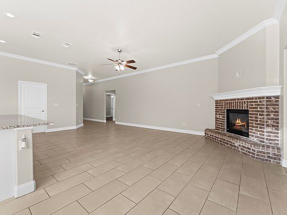 5th image of 1025 Yancy Ct
