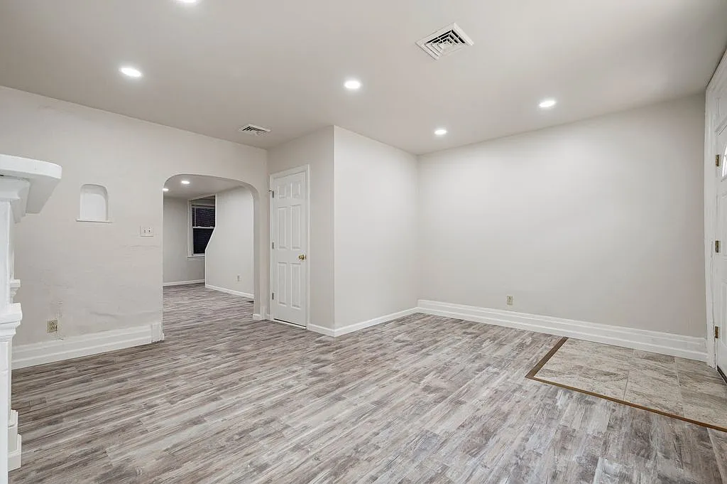 3 bed, 1.5 bath, 1500 sqft, $2,000 — Photo 4
