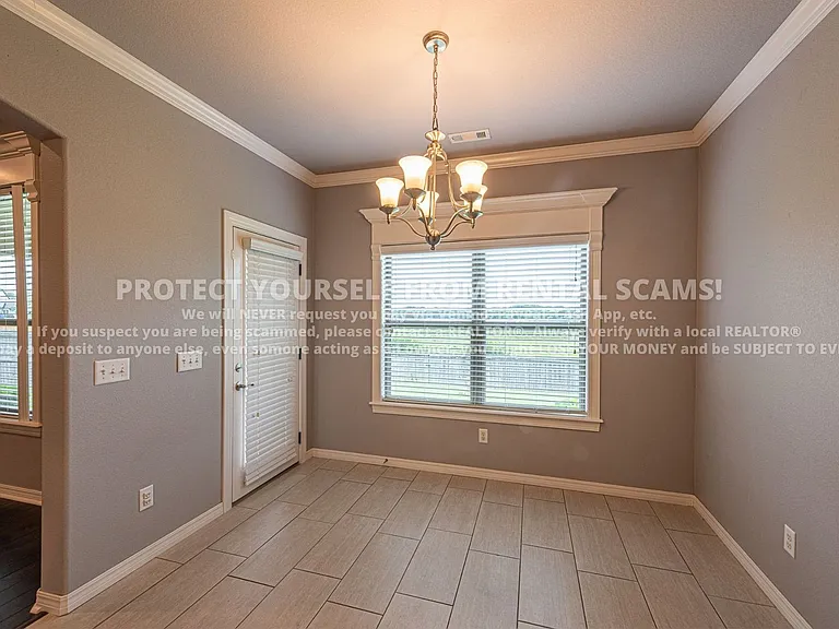 5803 N Fork St — Photo 9