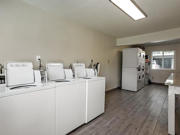 5th image of 13919 Coteau Dr #11