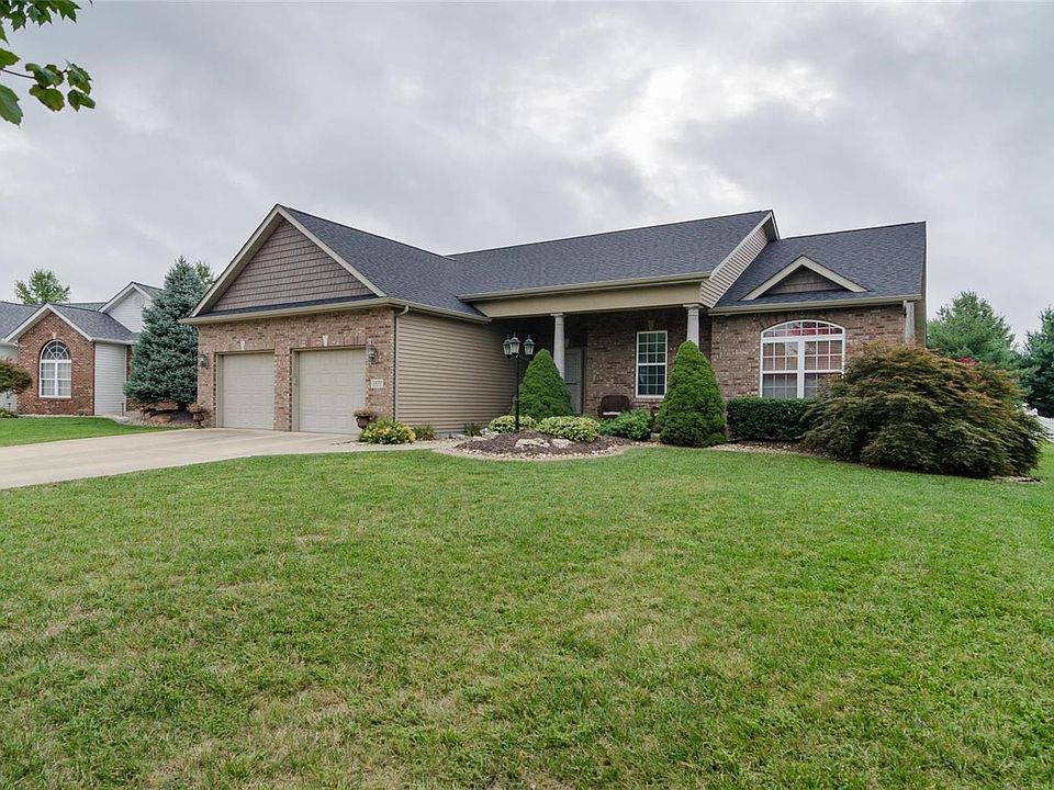 1st image of 3470 Vicksburg Dr