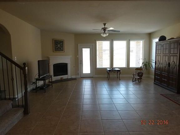 4th image of 3704 Hazelhurst Dr