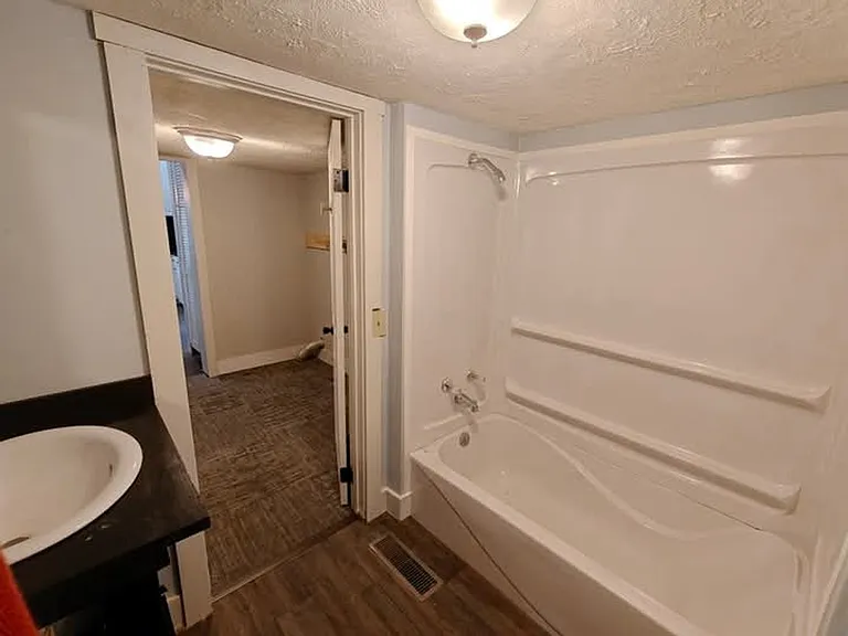 817 Indiana Ave — Photo 13