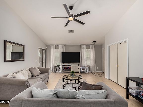 5th image of 23749 W GROVE Street