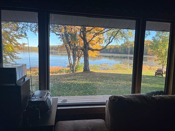 3rd image of 4140 Poskie Rd