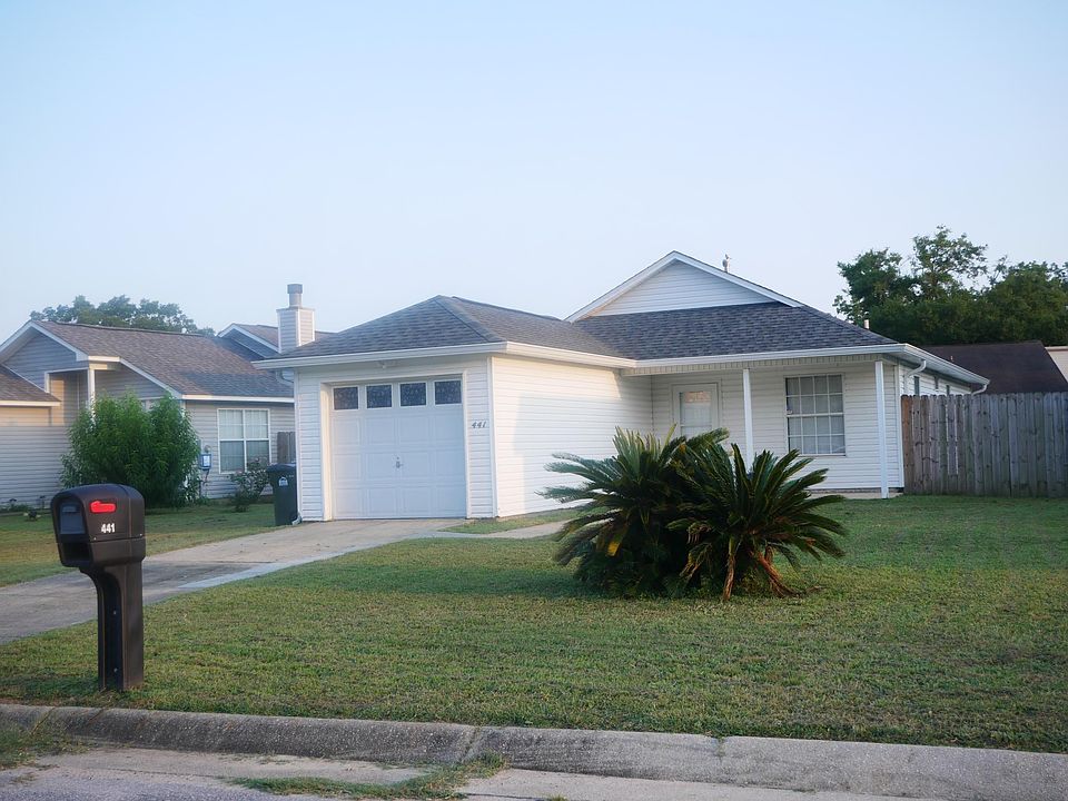 1st image of 441 Hilburn Ln