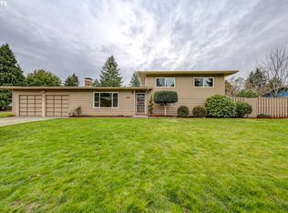 237 SE 111th Ave, Portland, OR 97216