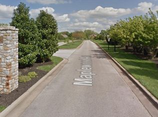 376 Cumberland Ridge Ct, Bowling Green, KY 42103