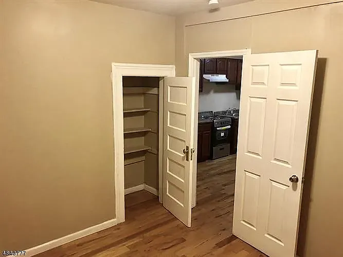 3 bed, $1,850 — Photo 2