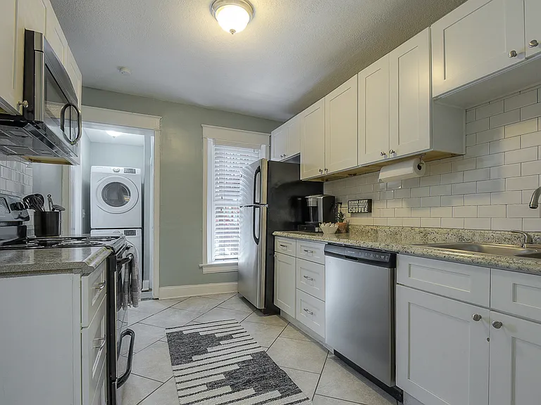 2539 & 2541 Cherry St — Photo 14