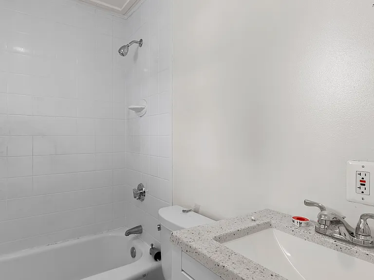 497 Winnacunnet Rd #2 — Photo 7