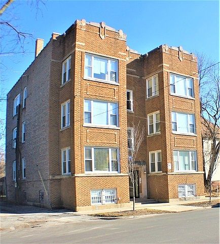 1st image of 7147 S Woodlawn Ave APT 3