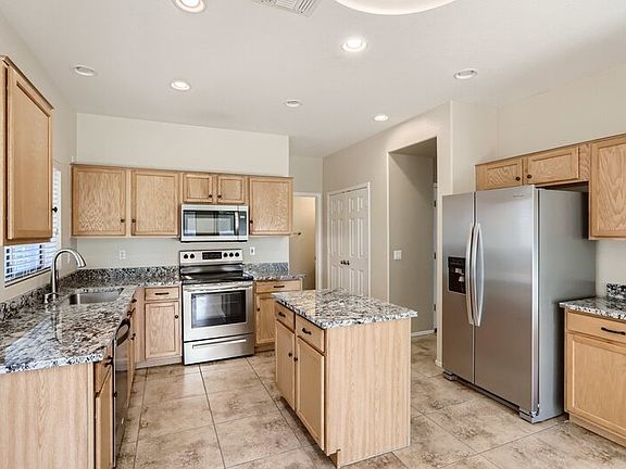 4th image of 3543 W Steinbeck Ct