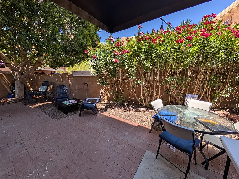 10425 N 10th Pl — Photo 8