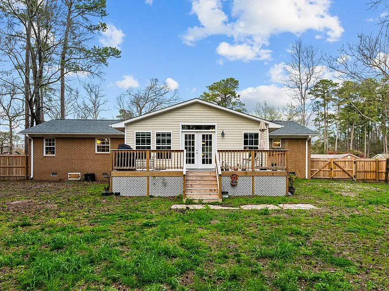 2211 Steeple Chase Dr — Photo 41