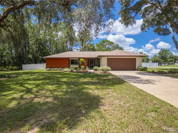 2250 W Huntington Dr, Beverly Hills, FL 34465