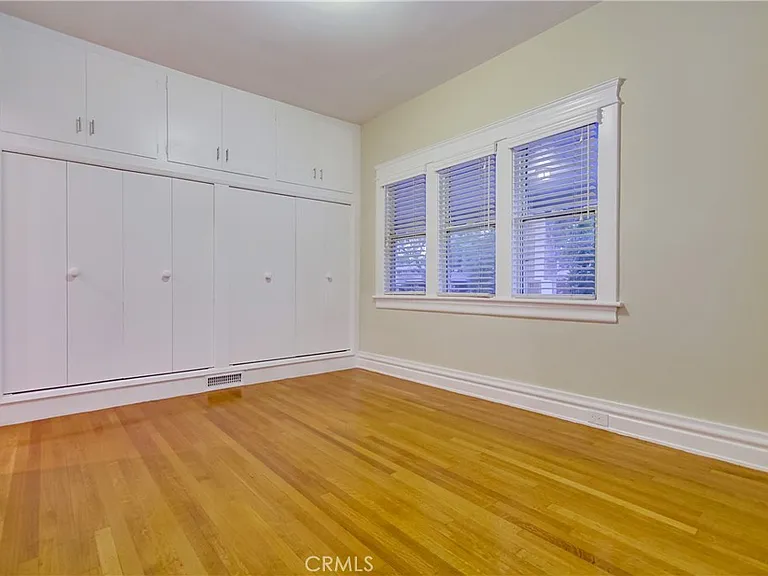 1918 La France Ave — Photo 20