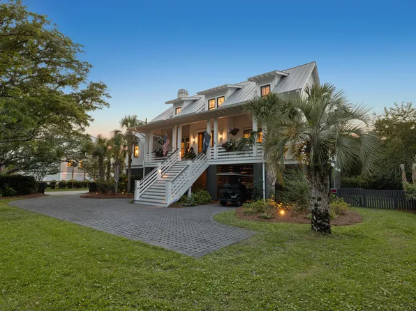 2002 Ion Ave, Sullivans Island, SC 29482