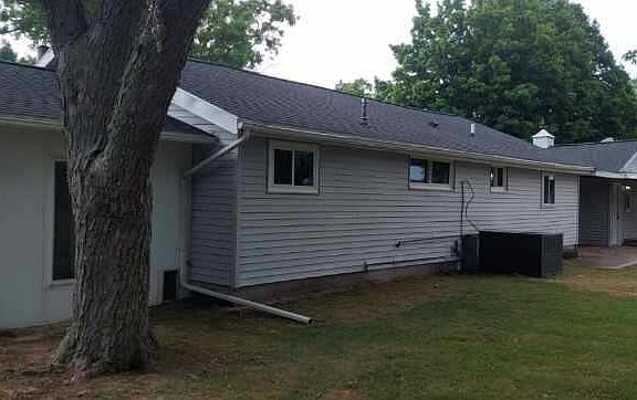 4th image of 70663 Roosevelt St