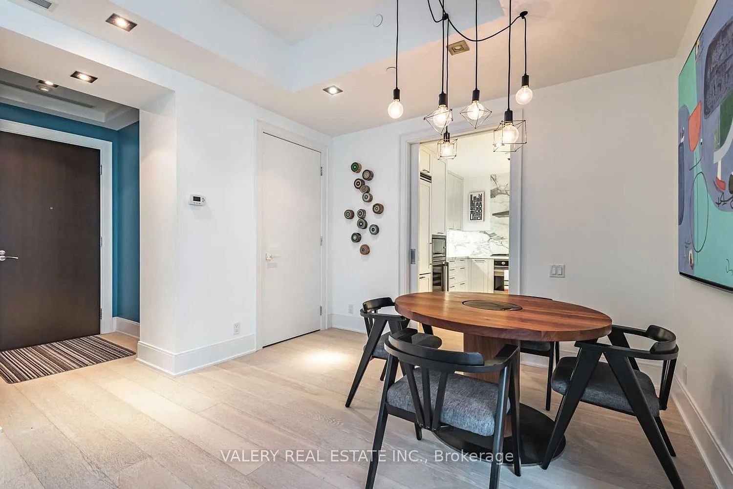 2 bed, $6,500 — Photo 4