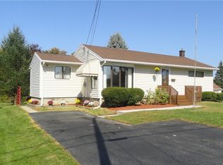 155 Lyman St, Brockport, NY 14420