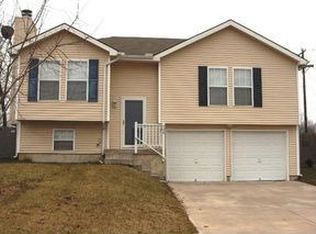 328 N Queen Ridge Ave, Independence, MO 64056