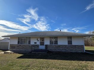 112 S Marshall Ct, Clayton, IL 62324