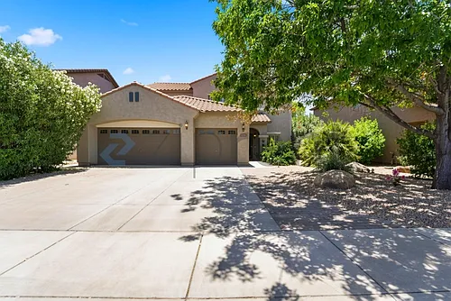 26001 W Tonopah Dr Photo 1