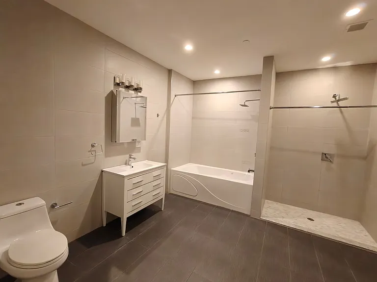 48 Eagle St #1-307 — Photo 14