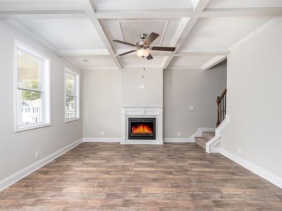 3rd image of 405 W Creek Farms Lot 405