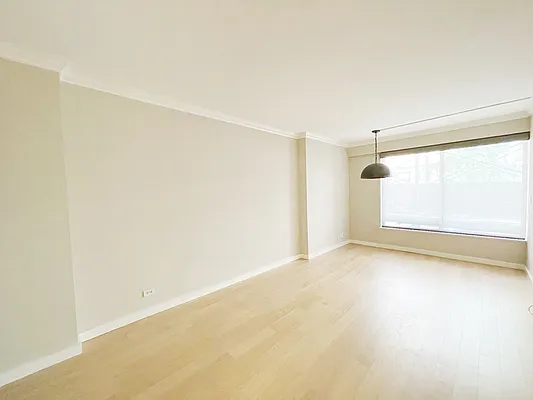 Rented by Compass | media 23