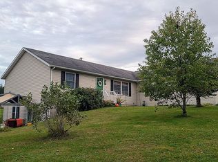 7853 Munsell Rd, Howell, MI 48843