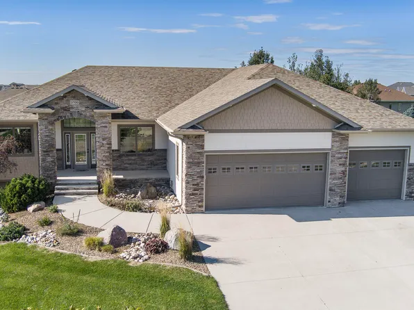3700 Valley Dr, Bismarck, ND 58503
