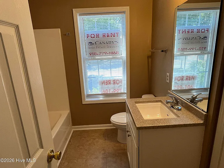 5146 Lamppost Cir — Photo 12
