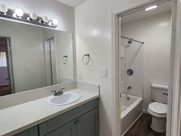 4th image of 346-350 Roosevelt St #50-03