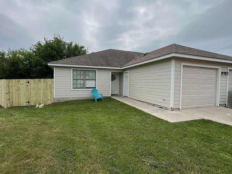 13009 Oconnor Cv #13007 — Photo 9