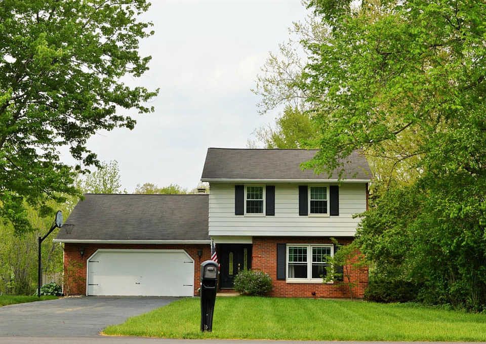 1st image of 134 W Concord Dr