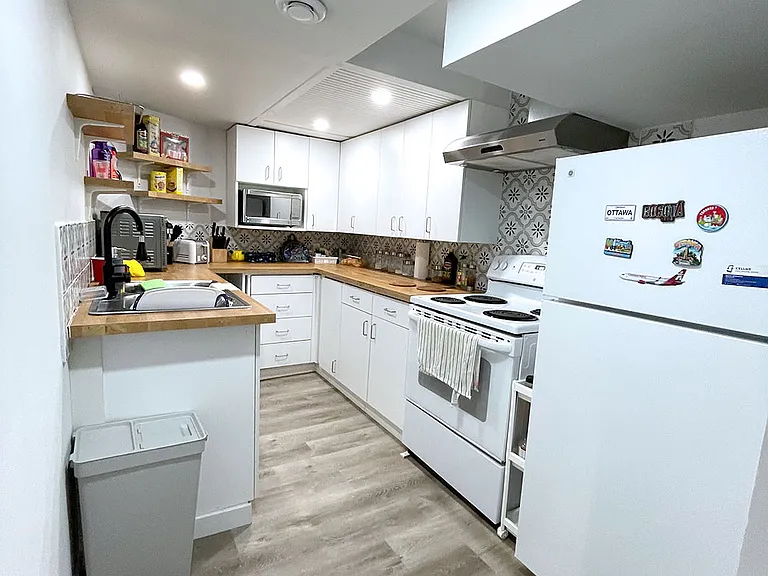 83 Valence Ave — Photo 1