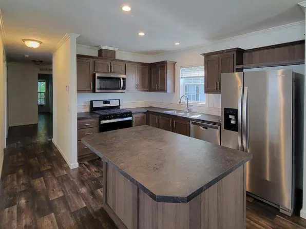 9223 Harbor Ln #244, Algonac, MI 48001