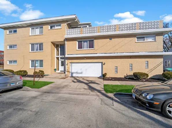 8701 S Sacramento Ave APT 2SE, Evergreen Park, IL 60805