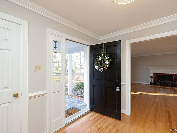 3rd image of 11821 Wexwood Dr