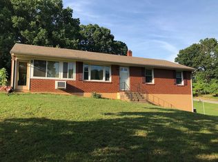 3983 Sterling Rd, Roanoke, VA 24014