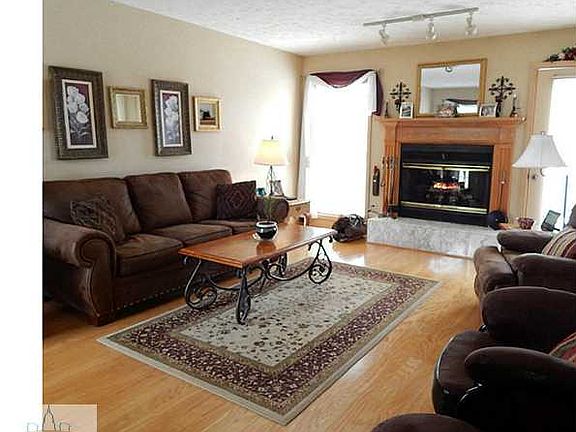 3rd image of 10147 S Bay Dr