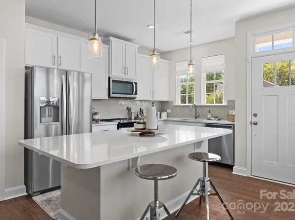 4139 Walking Ridge Rd #50, Charlotte, NC 28208