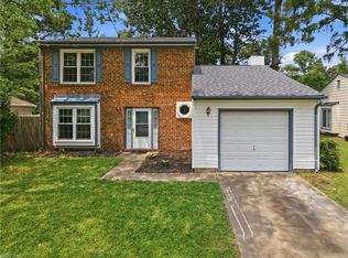 4852 Fountain Hall Dr, Virginia Beach, VA 23464