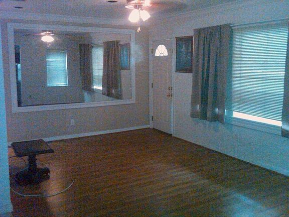 New wood laminate flooring
